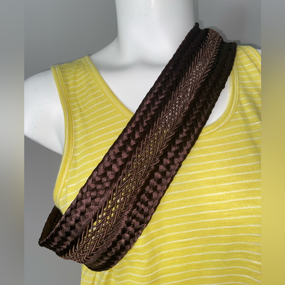 Jessica Simpson New Ladies Size S Brown Fabric Belt 3.25" Wide Total Length 40" - Picture 3 of 6